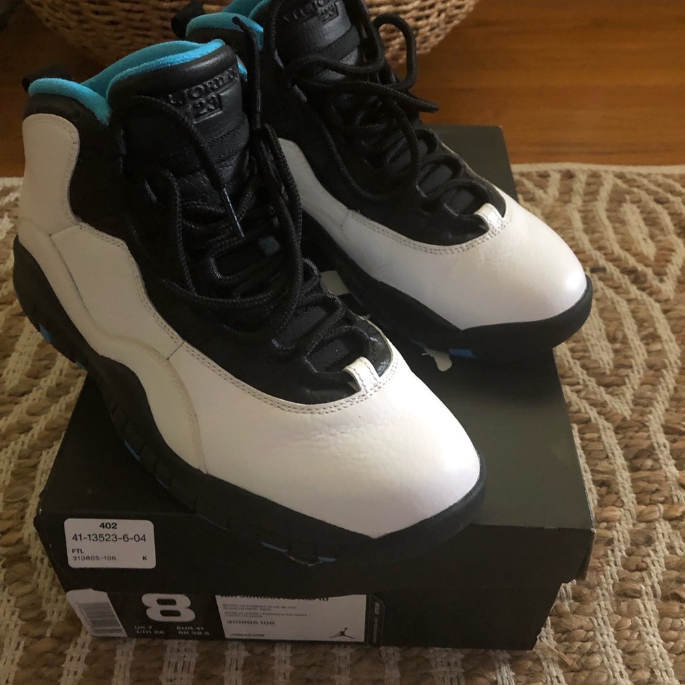 Jordan “Powder Blue” sz 8